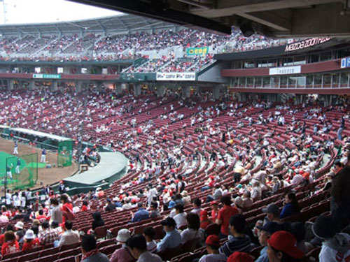 内野１階スタンド